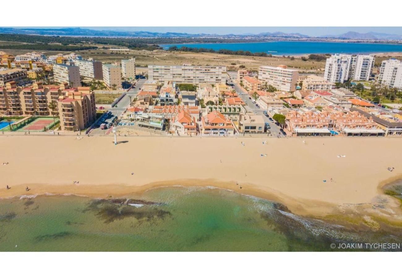 Ferienwohnung in La Mata - 037 Sea & Lake - Alicante Real Estate