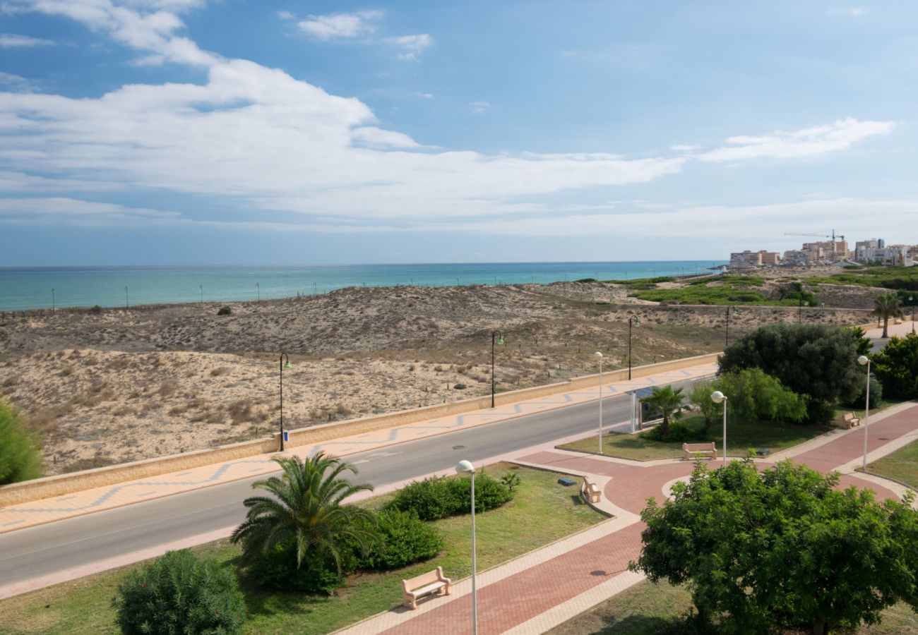 Ferienwohnung in La Mata - 115 Mar Views - Alicante Holiday