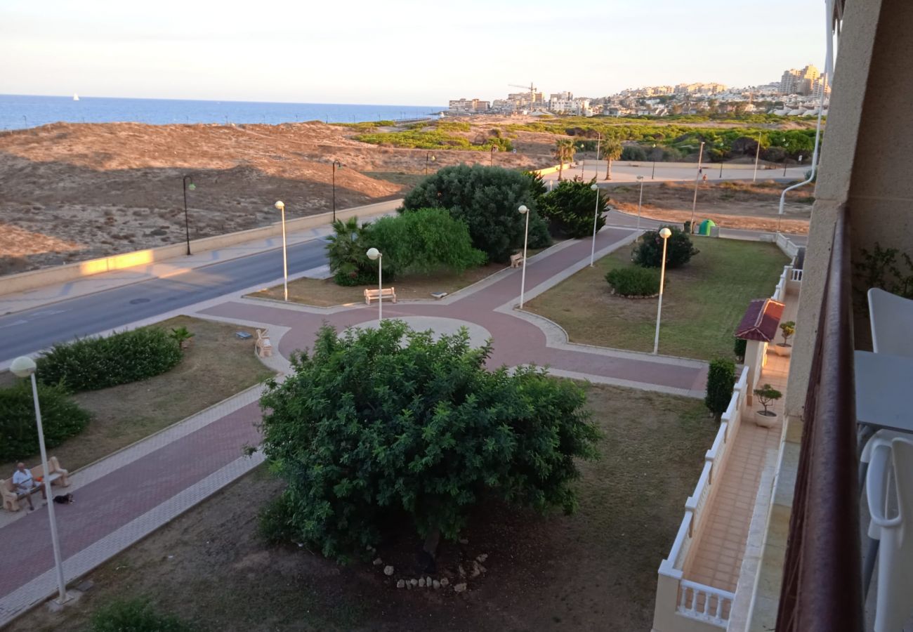 Ferienwohnung in La Mata - 115 Mar Views - Alicante Holiday