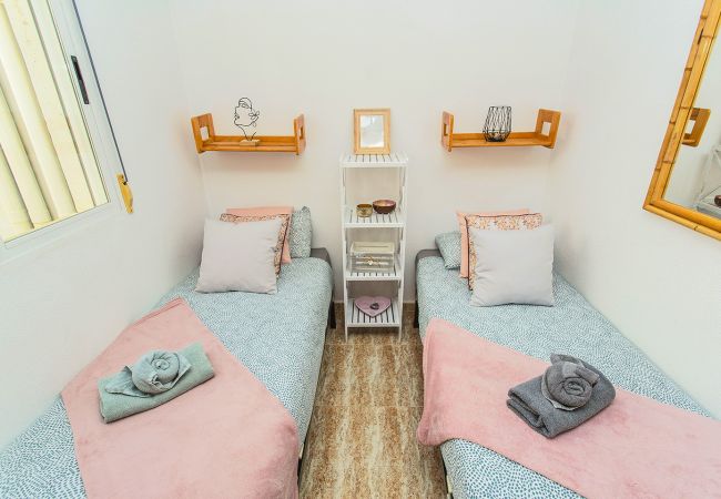 Ferienwohnung in La Mata - 051 Laguna Beach - Alicante Holiday Ferienwohnung in La Mata - 051 Laguna Beach - Alicante Holiday