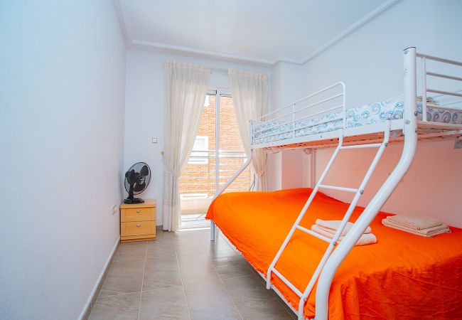 Ferienwohnung in Torrevieja - 069 Susymar Apartments