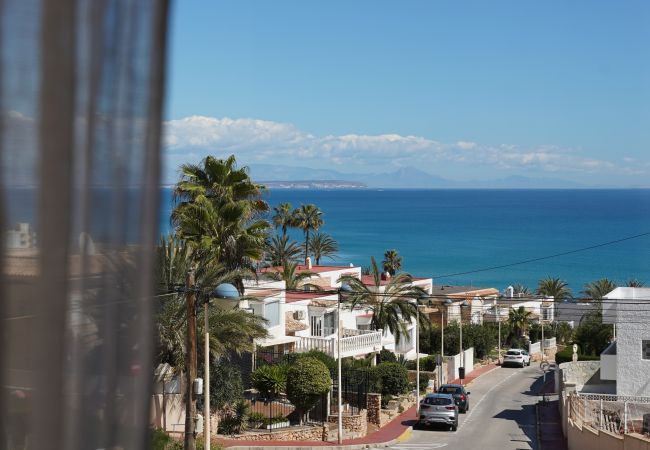 Bungalow/ verbunden mit der Villa in La Mata - 085 Chill & BBQ House - Alicante Holiday