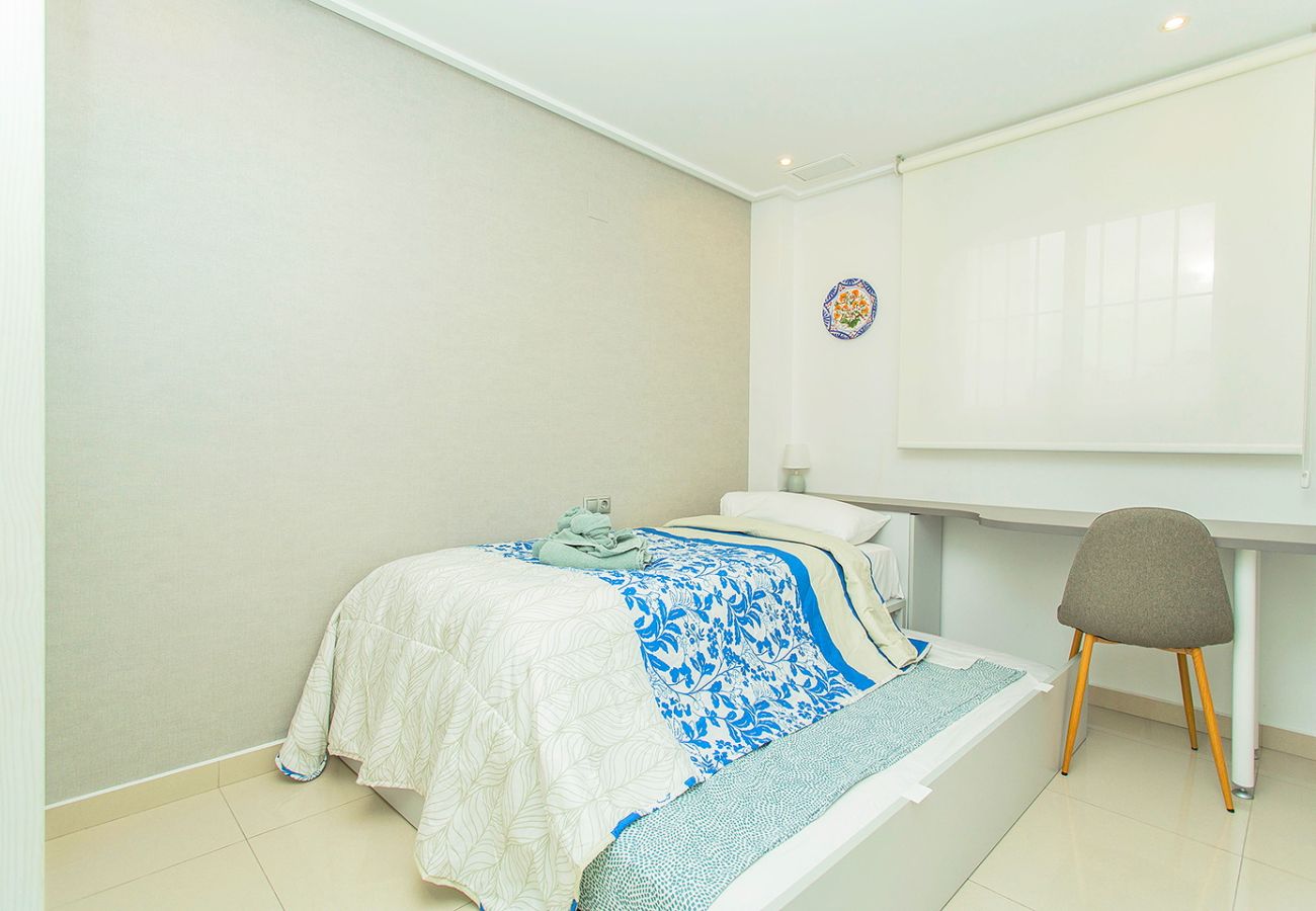 Ferienwohnung in Orihuela Costa - 220 Amazing Apartment Alicante-Holiday
