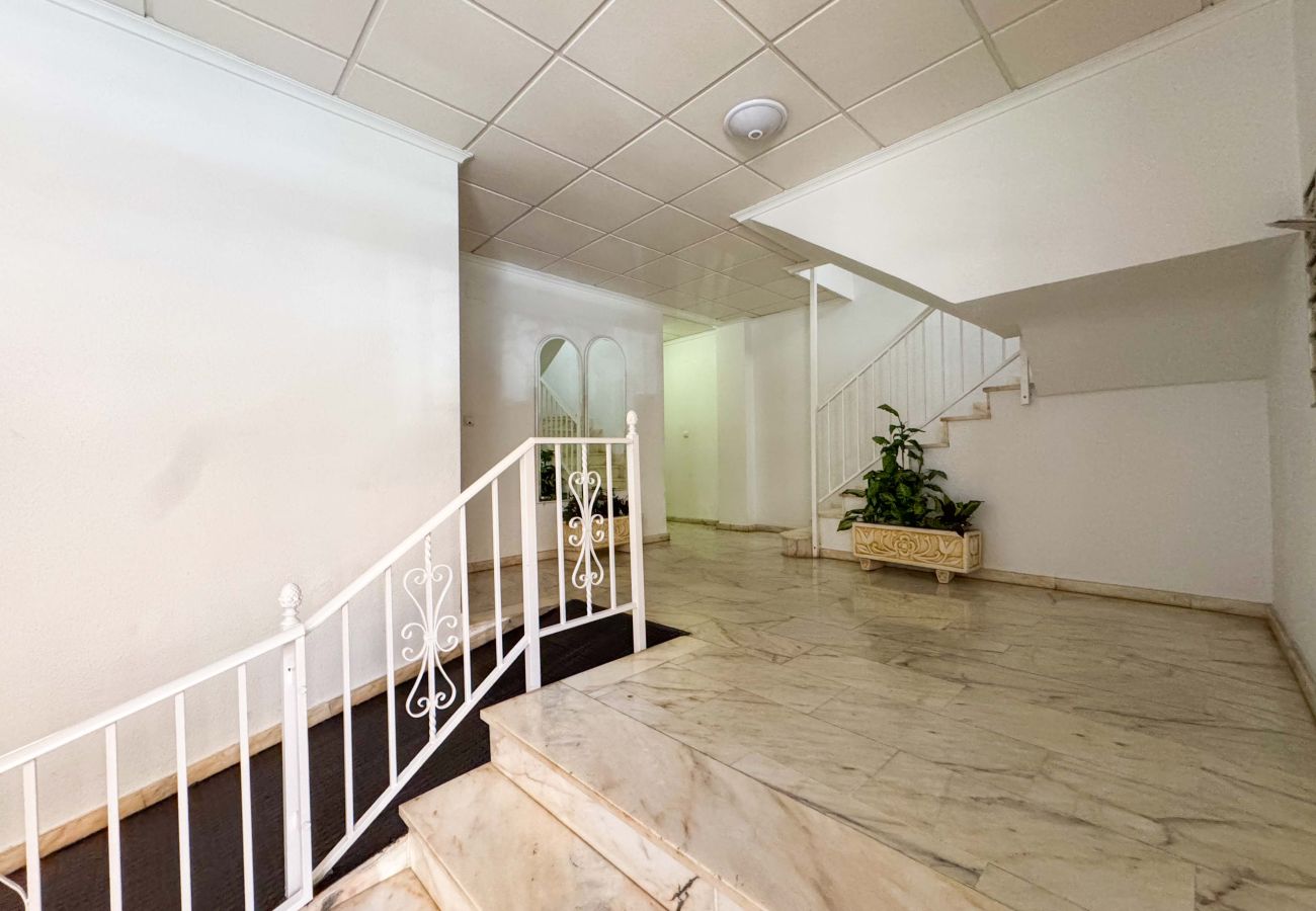 Ferienwohnung in Torrevieja - 037 Modern Sweet Apartment - Alicante Holiday