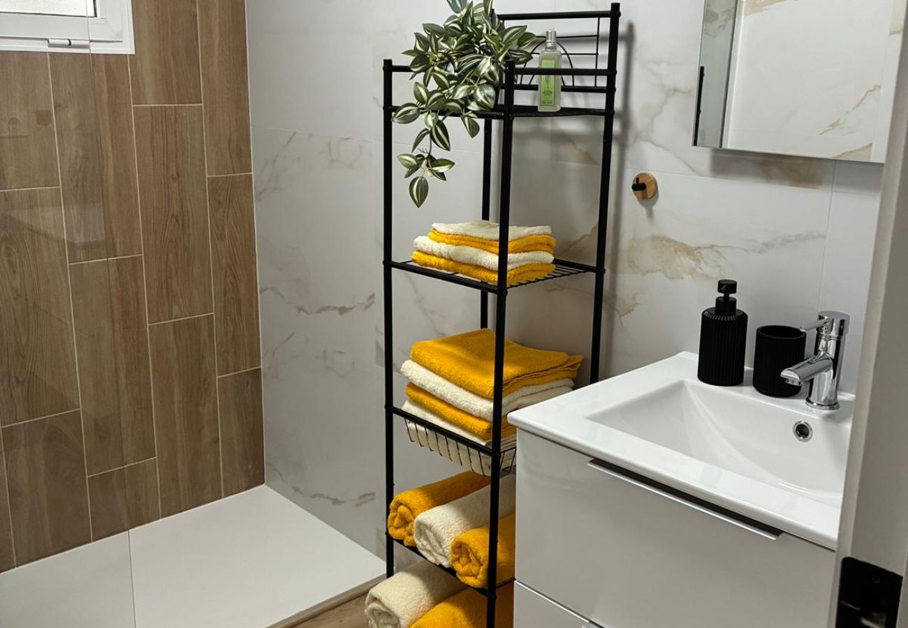 Ferienwohnung in Torrevieja - 037 Modern Sweet Apartment - Alicante Holiday