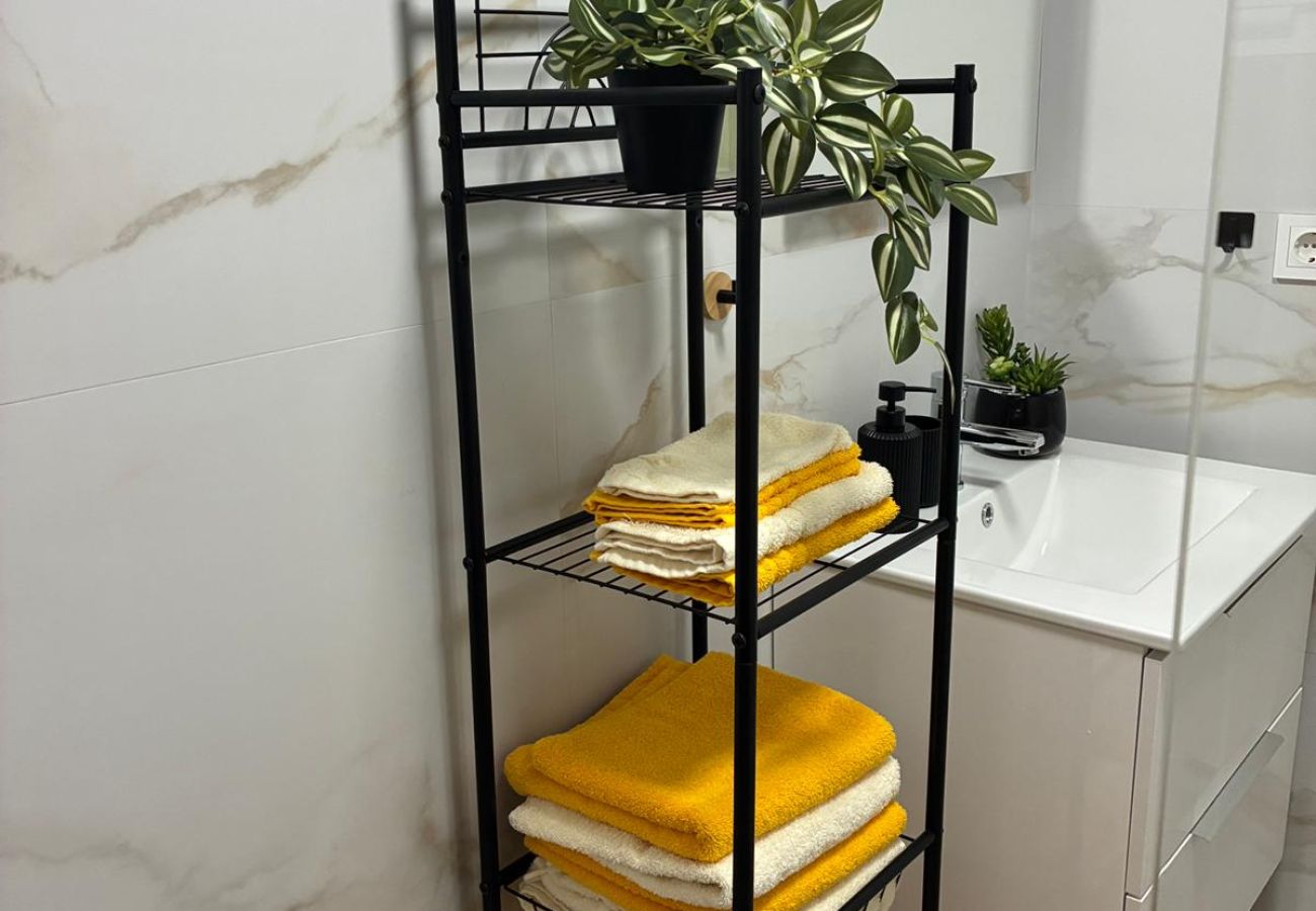 Ferienwohnung in Torrevieja - 037 Modern Sweet Apartment - Alicante Holiday