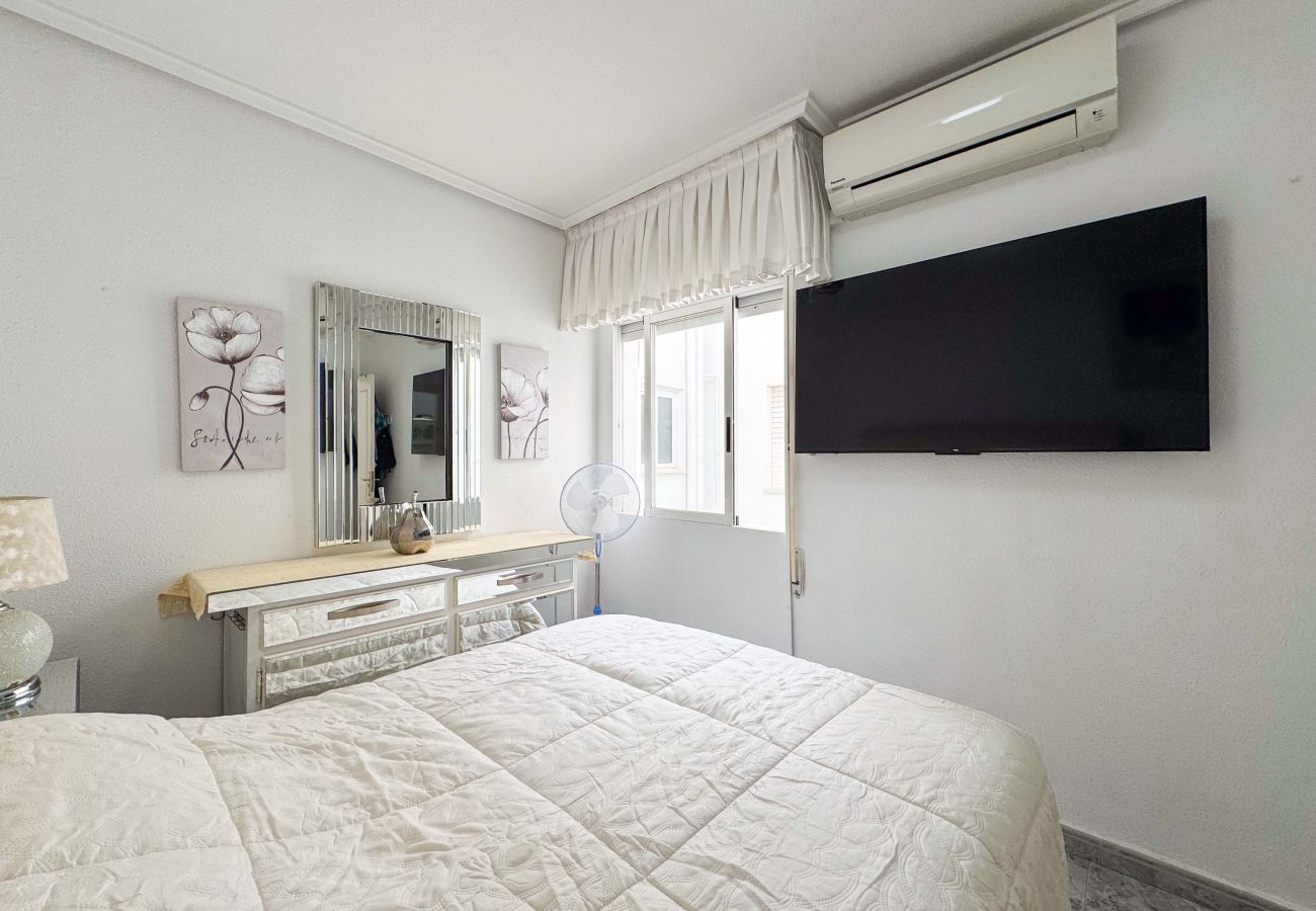 Ferienwohnung in Torrevieja - 152 La Paz Apartment Alicante-Holiday