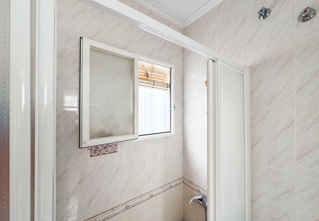 Ferienwohnung in Torrevieja - 152 La Paz Apartment Alicante-Holiday