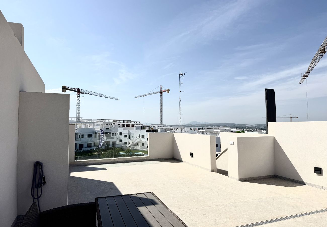 Ferienwohnung in Torrevieja - 206 Luxury Apartment Alicante Holiday
