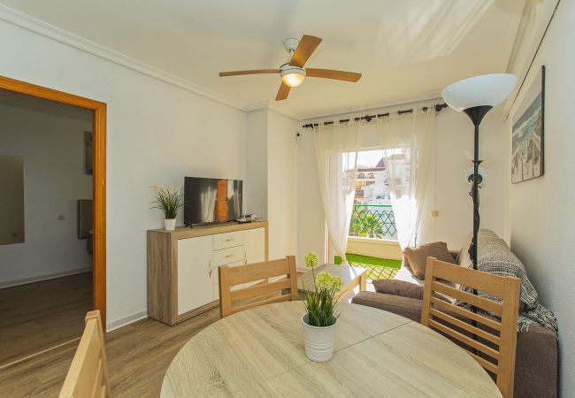 Apartamento en La Mata - 034 All Year Sun & Pool / AC - Wifi Apartamento en La Mata - 034 All Year Sun & Pool / AC - Wifi