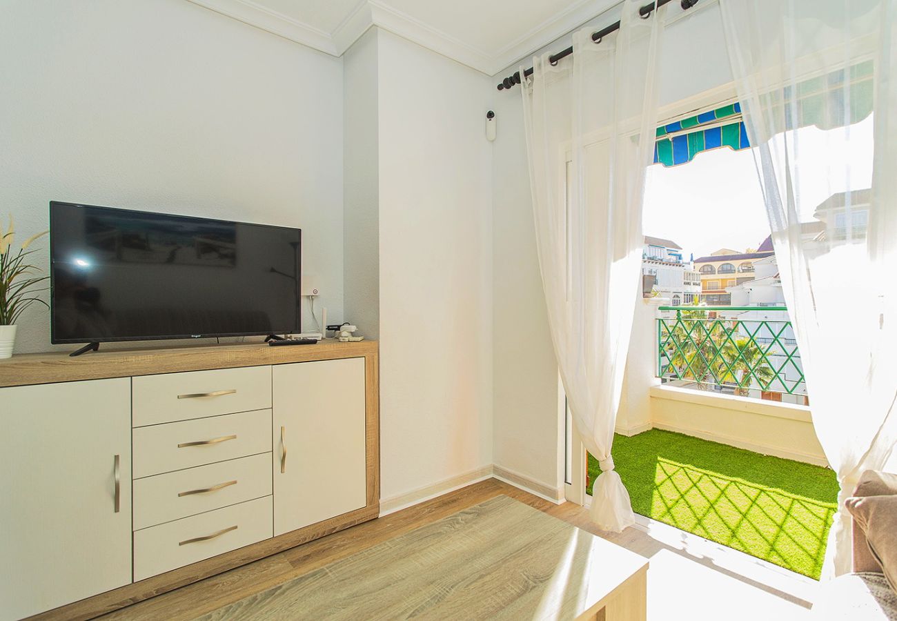 Apartamento en La Mata - 034 All Year Sun & Pool / AC - Wifi