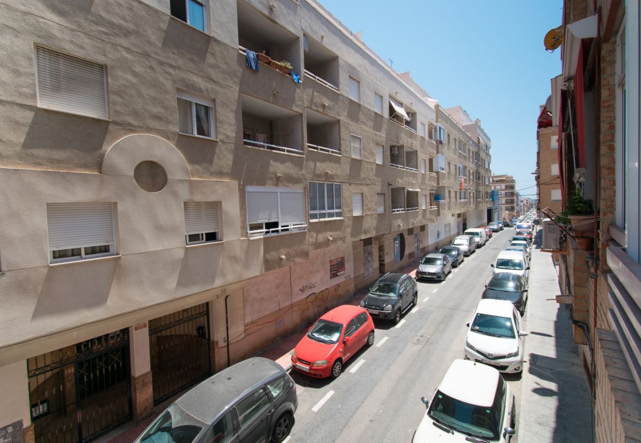 Apartamento en Torrevieja - 016 Happiness Apartment - Alicante Holiday