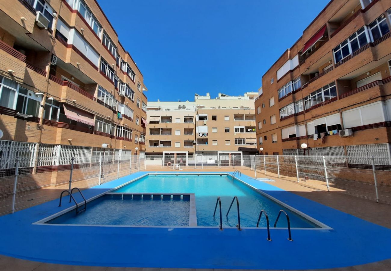 Apartamento en Torrevieja - 016 Happiness Apartment - Alicante Holiday