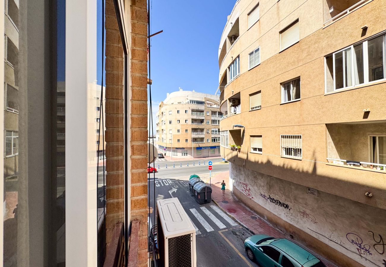 Apartamento en Torrevieja - 016 Happiness Apartment - Alicante Holiday