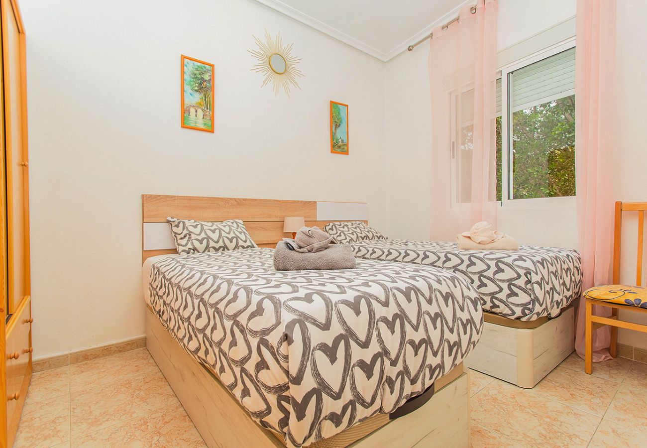 Apartamento en Torrevieja - 113 Beach and Trees - Alicante Holiday