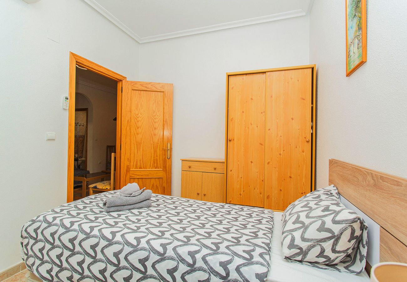 Apartamento en Torrevieja - 113 Beach and Trees - Alicante Holiday
