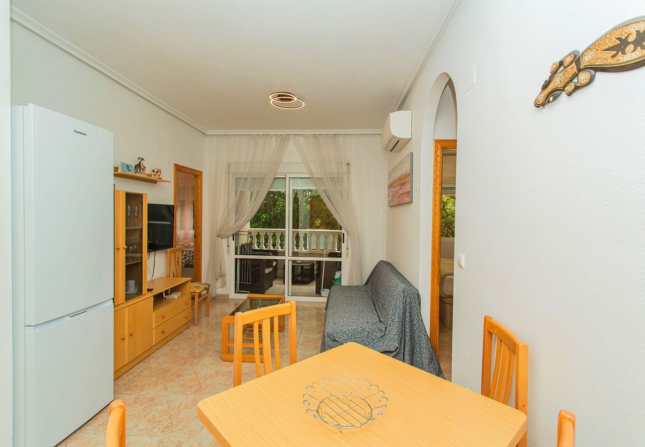 Apartamento en Torrevieja - 113 Beach and Trees - Alicante Holiday