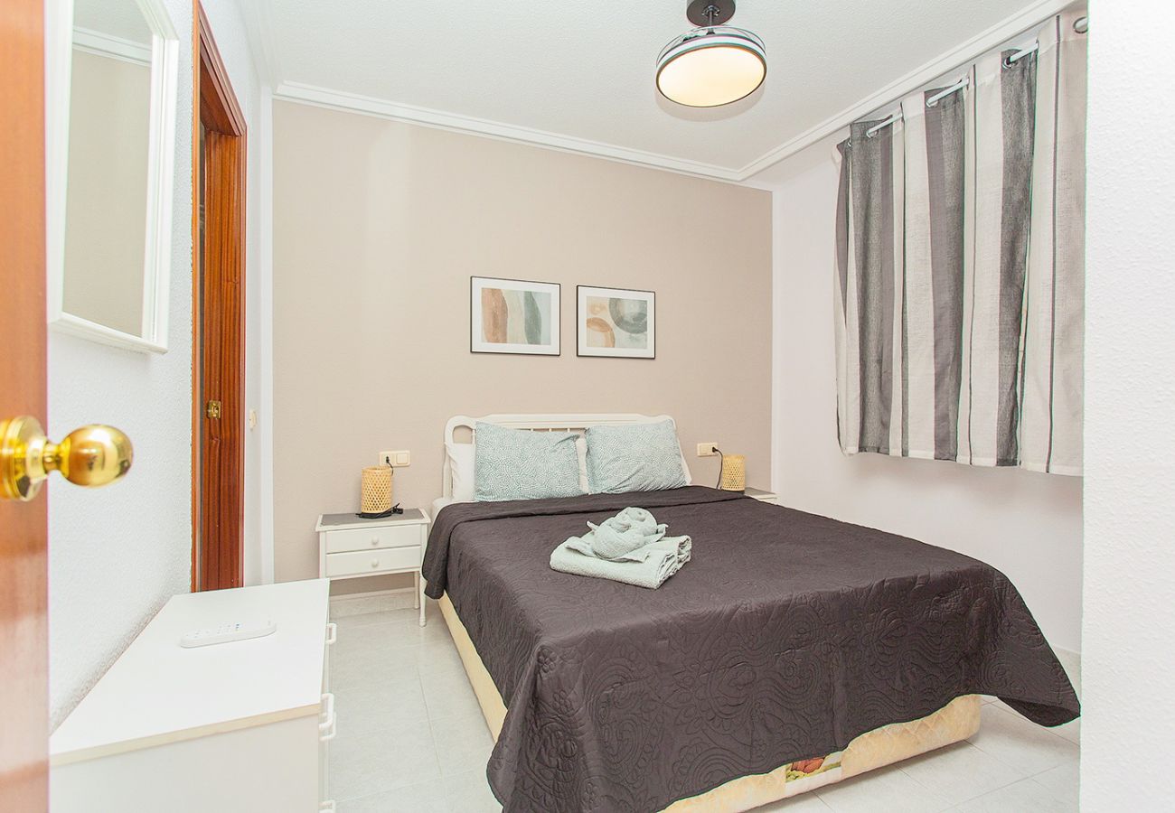 Apartamento en Torrevieja - 039 City Retreat - Alicante Holiday