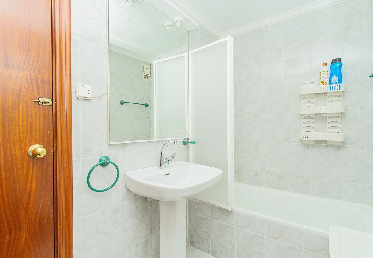 Apartamento en Torrevieja - 039 City Retreat - Alicante Holiday