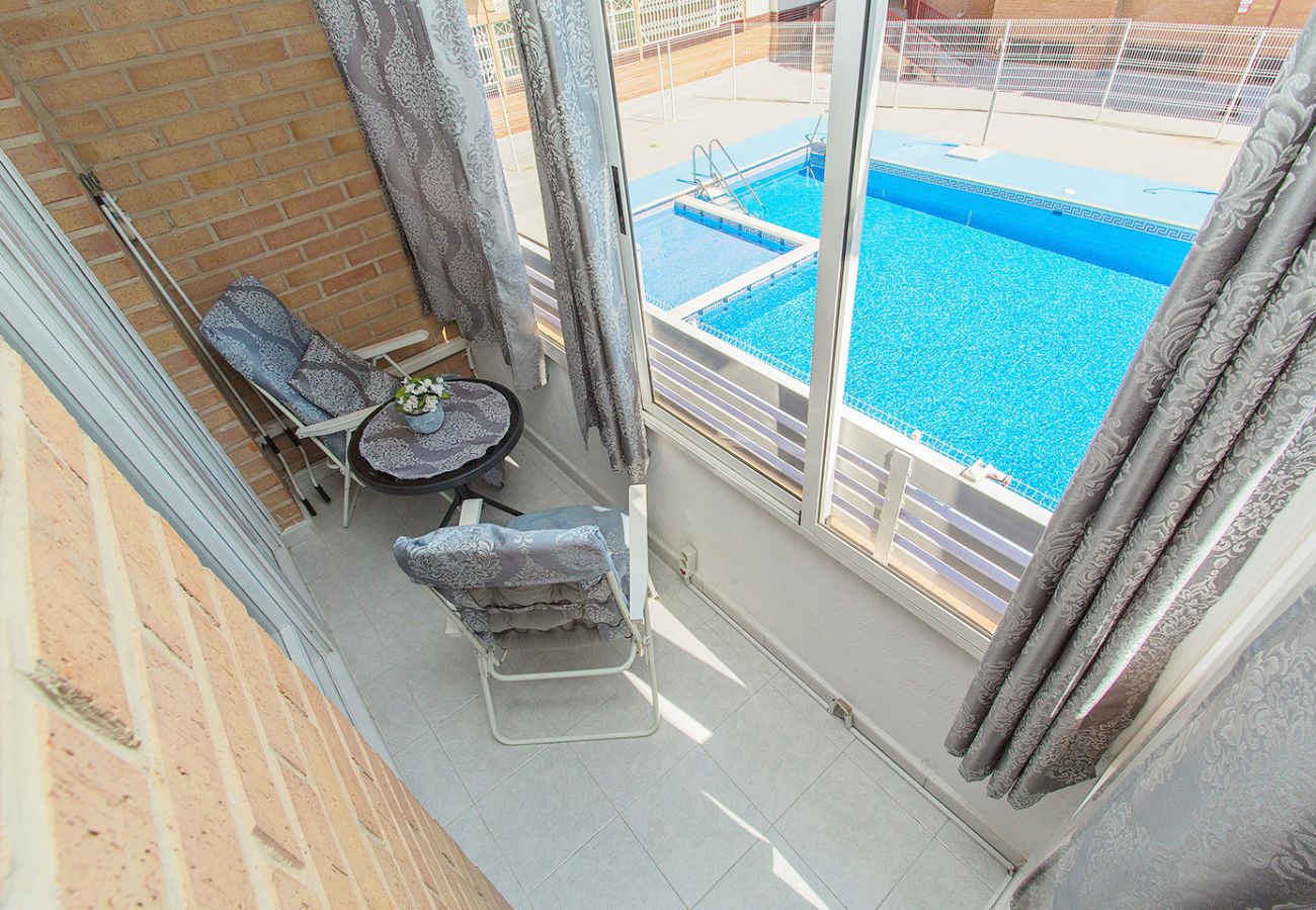 Apartamento en Torrevieja - 039 City Retreat - Alicante Holiday