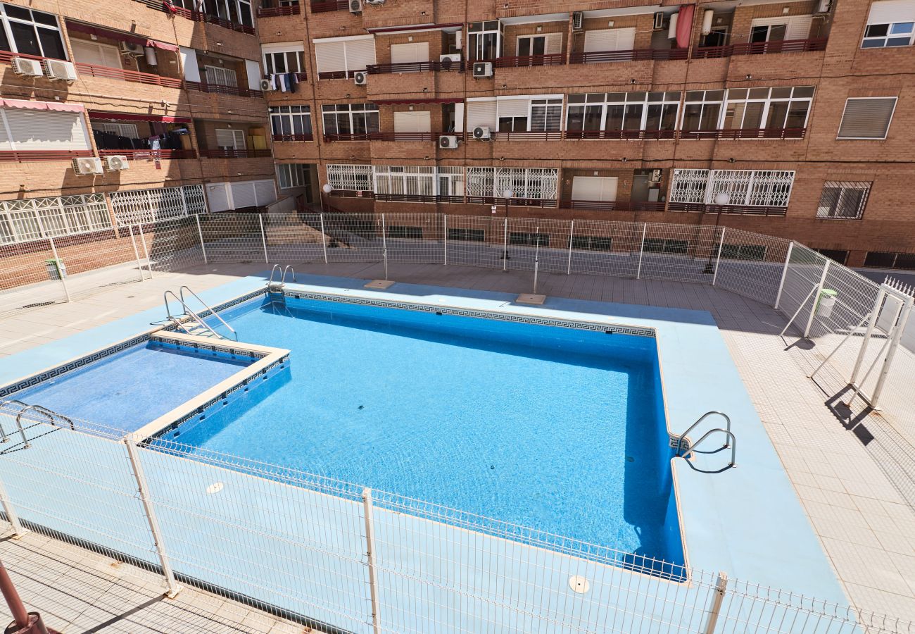 Apartamento en Torrevieja - 039 City Retreat - Alicante Holiday