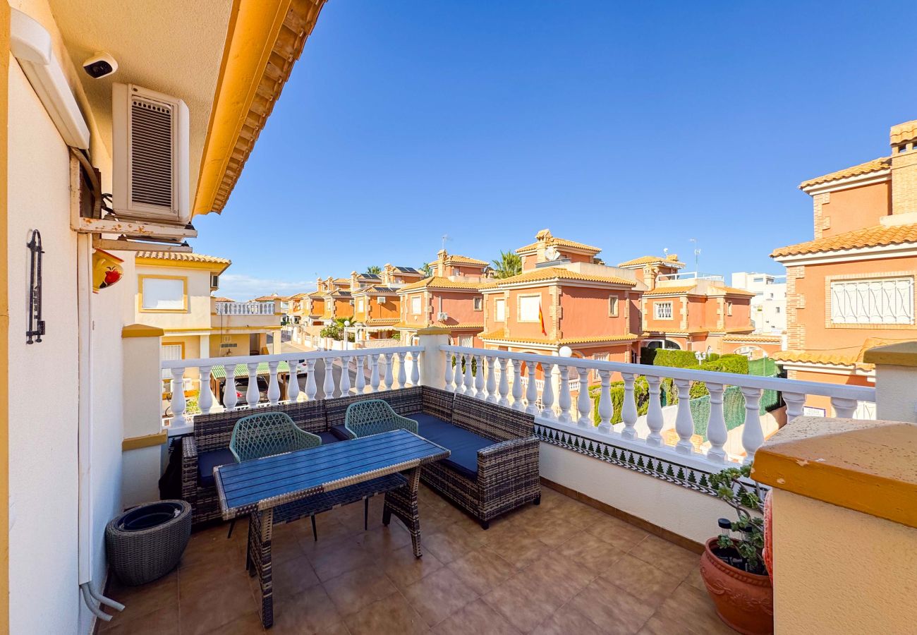 Bungalow en La Zenia - 200 Relax House- Alicante Holiday