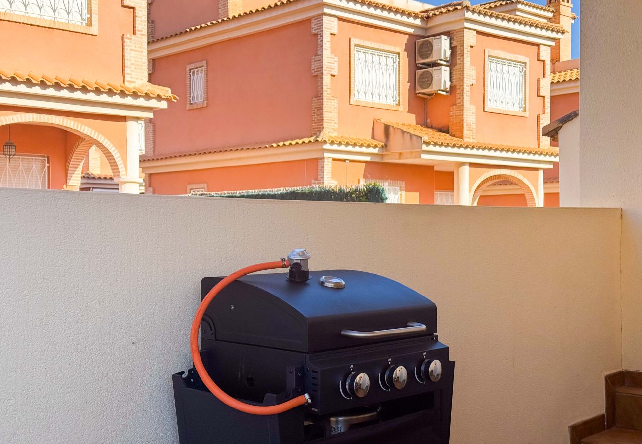 Bungalow en La Zenia - 200 Relax House- Alicante Holiday