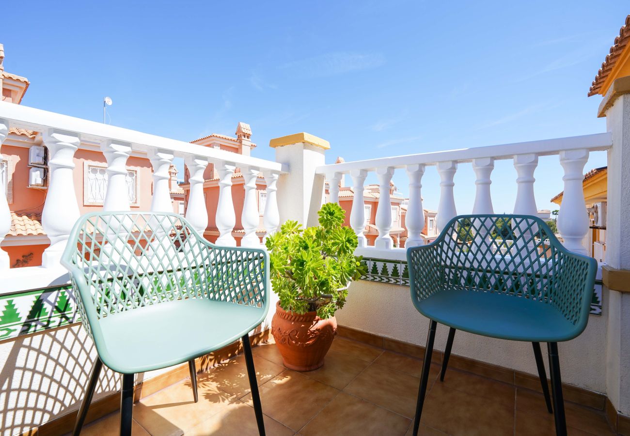 Bungalow en La Zenia - 200 Relax House- Alicante Holiday