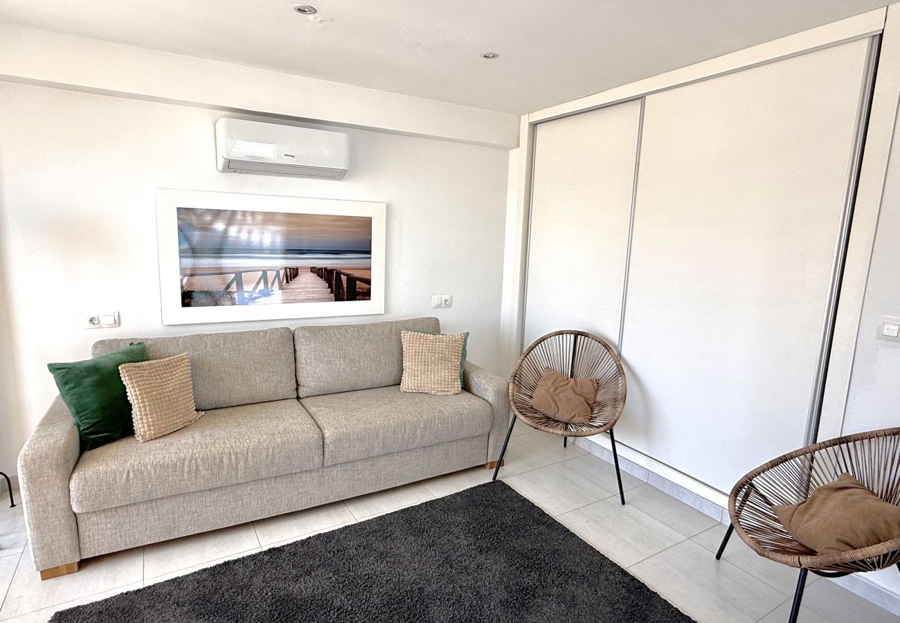 Apartamento en Torrevieja - 003 Modern Seaview- Alicante Holiday