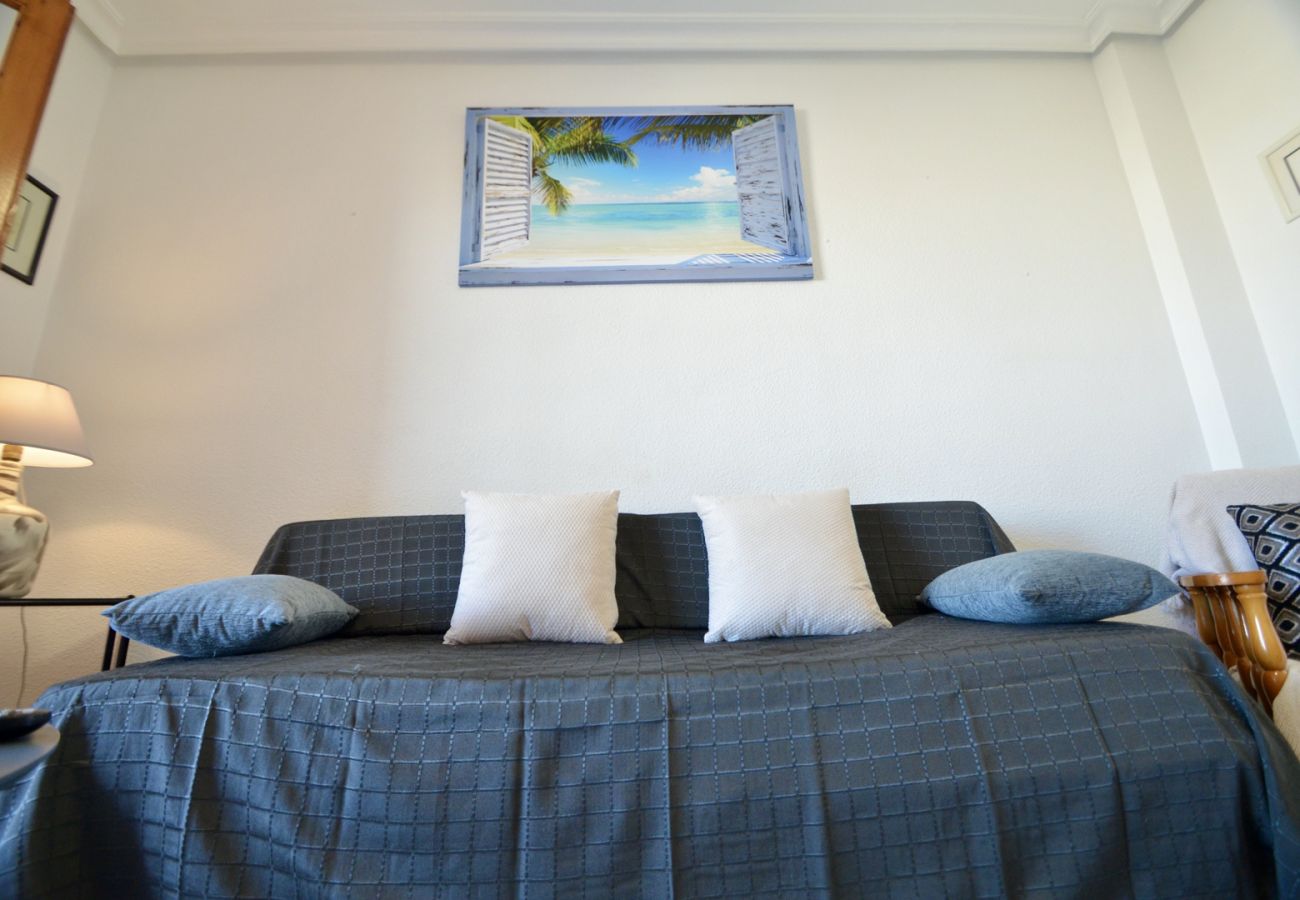 Apartment in Torrevieja - 001 Calm Down and Relax