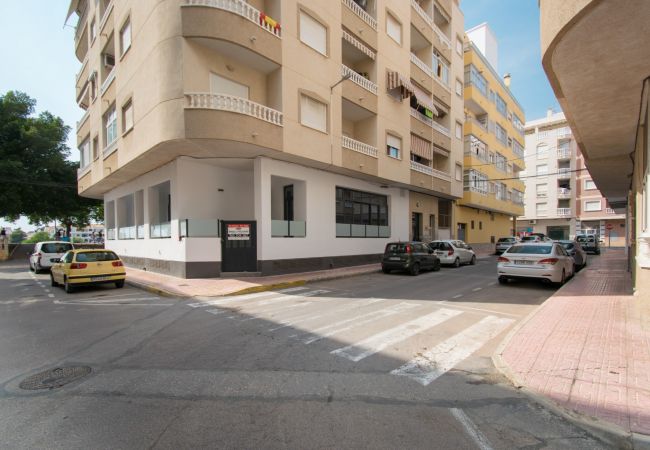 Apartment in Torrevieja - 113 Beach and Trees - Alicante Holiday