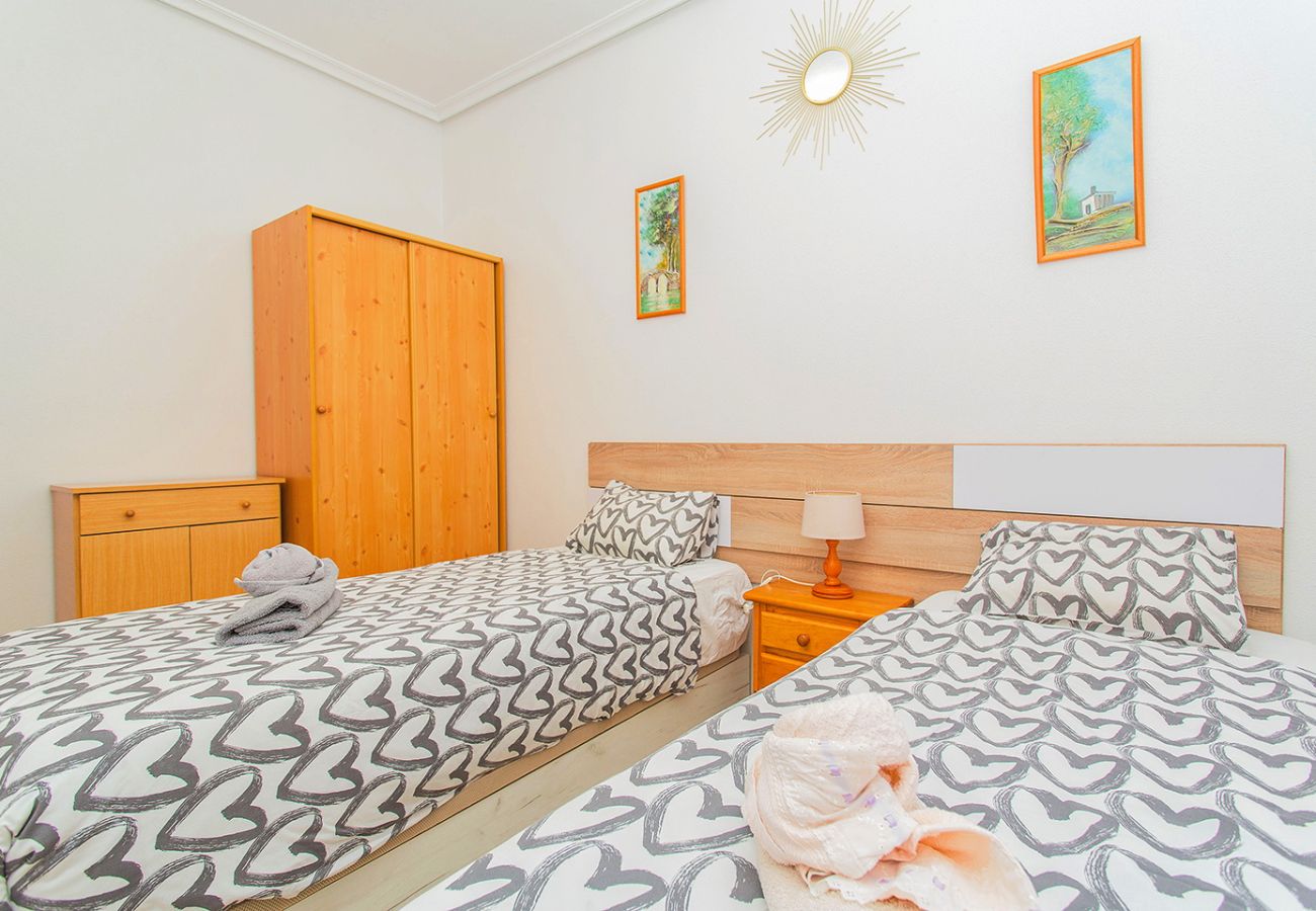 Apartment in Torrevieja - 113 Beach and Trees - Alicante Holiday