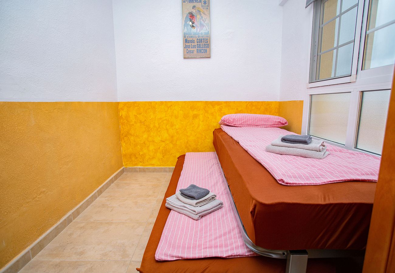 Apartment in La Mata - 130 Sur Sea - Alicante Holiday