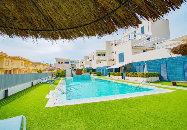 Bungalow in La Zenia - 210 New Mar Pool - Alicante Holiday