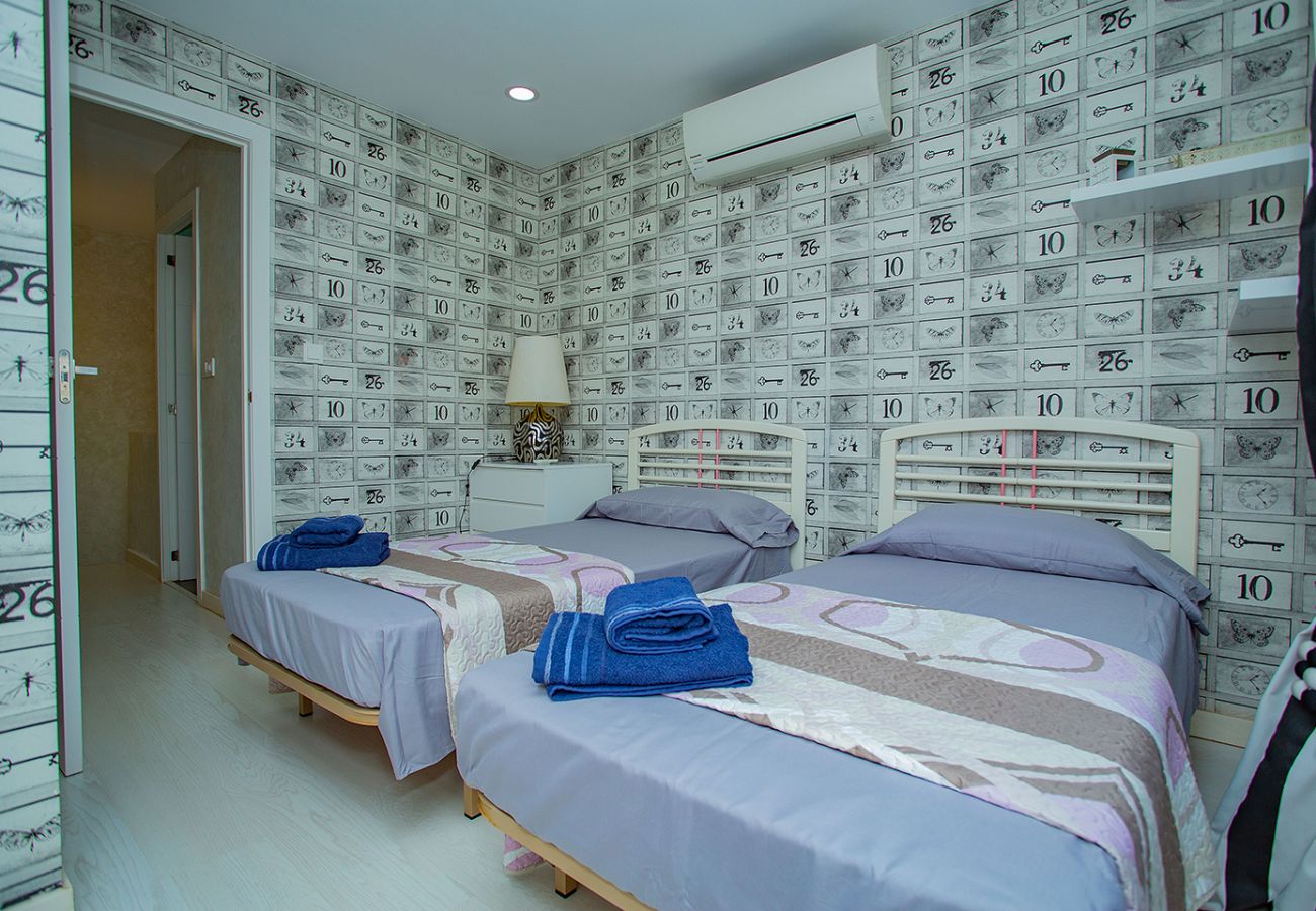 Bungalow in Torrevieja - 080 Family Garden House - Alicante Holiday