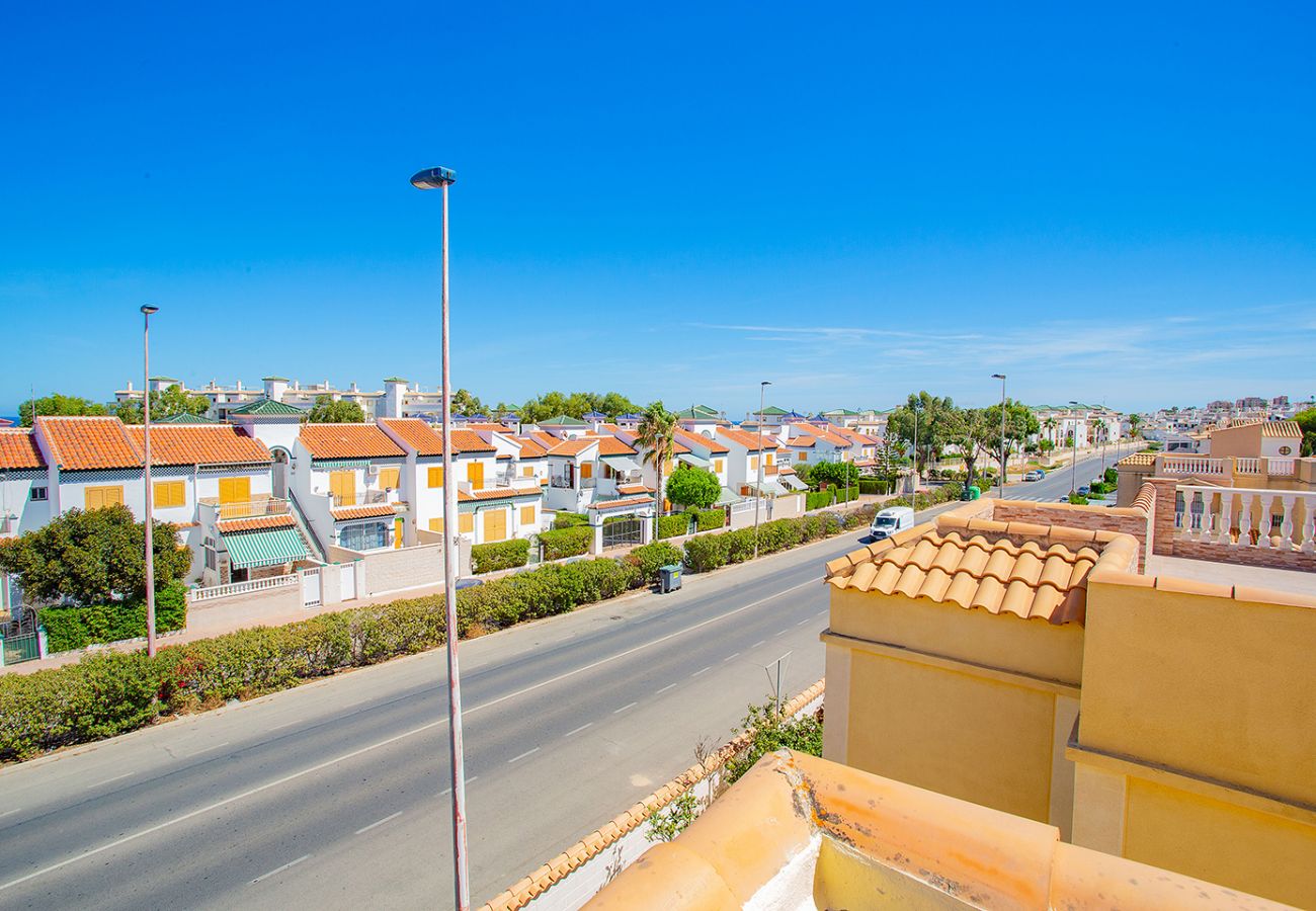 Bungalow in Torrevieja - 080 Family Garden House - Alicante Holiday