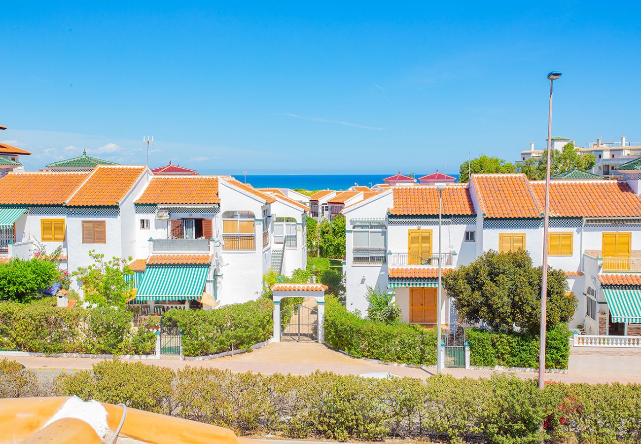 Bungalow in Torrevieja - 080 Family Garden House - Alicante Holiday