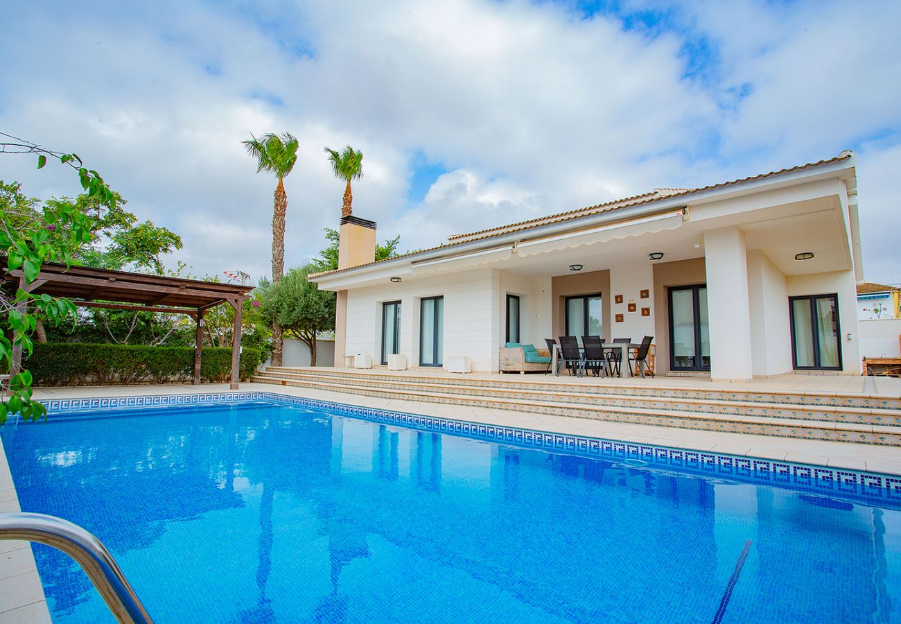 Villa in Dehesa de Campoamor - 230  Villa Deluxe - Alicante Holiday