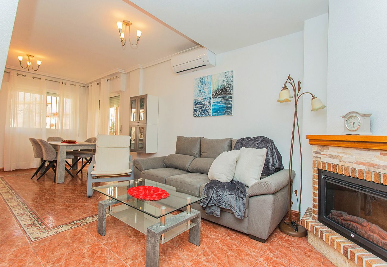 Townhouse in La Zenia - 236 Sunny Duplex -Alicante Holiday