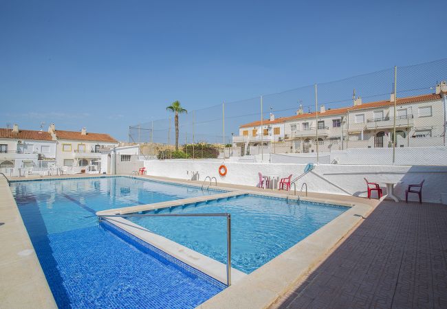 Bungalow/Linked villa in Torrevieja - 104  Nice Pool Enjoyment - Alicante Holiday