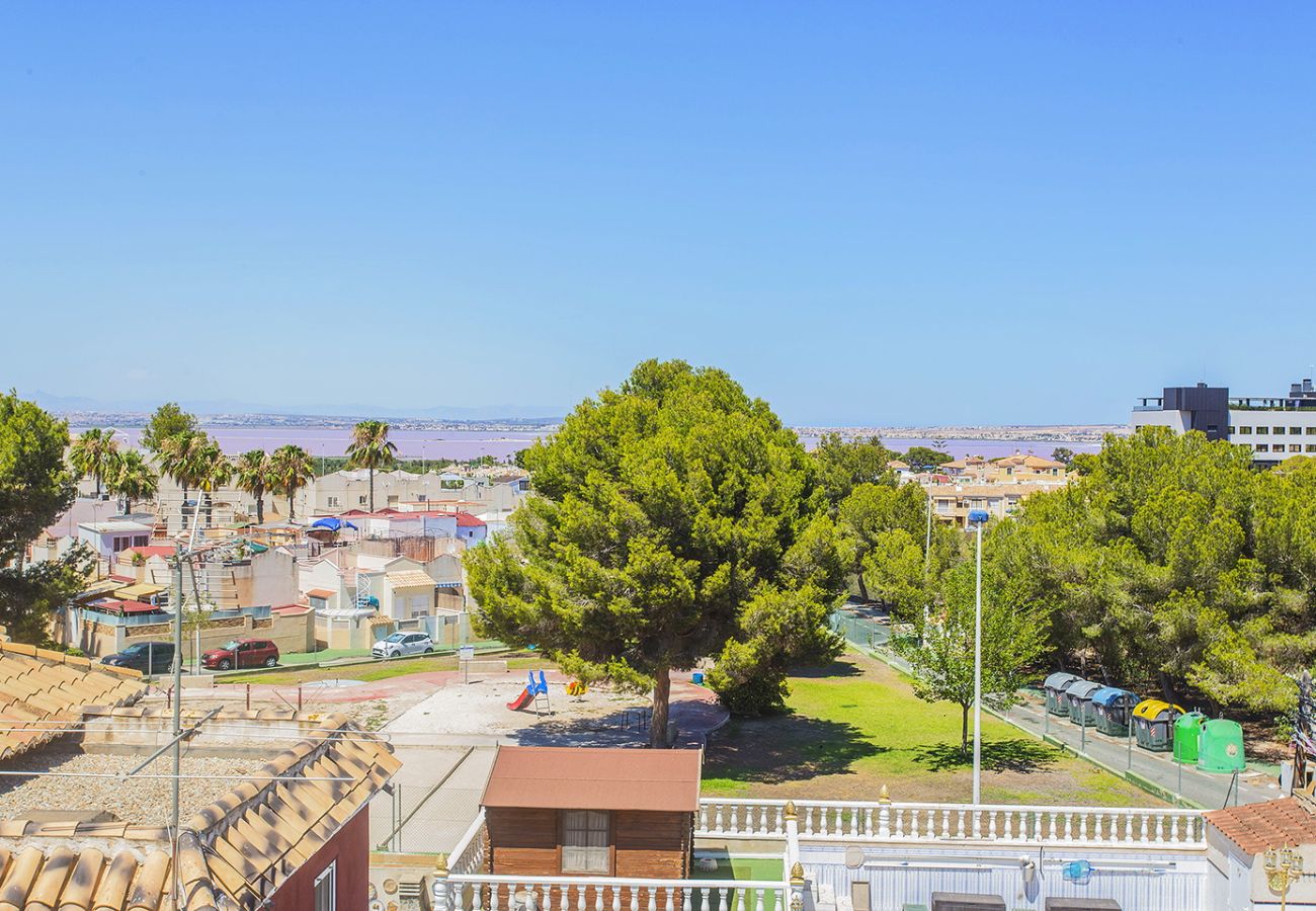 Bungalow in Torrevieja - 217 Lovely Family Bungalow Alicante-Holiday