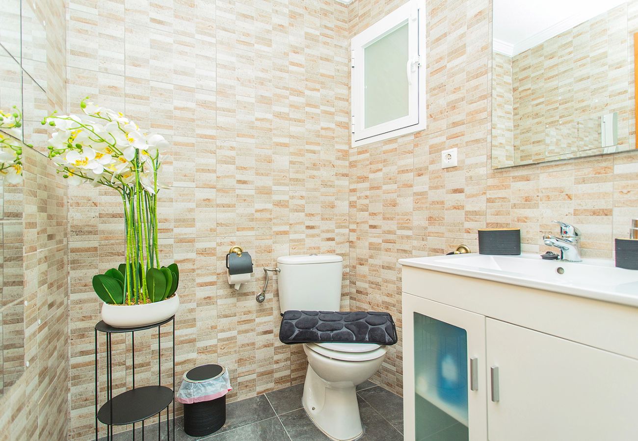 Apartment in Torrevieja - 001 Red Harmony Alicante-Holiday