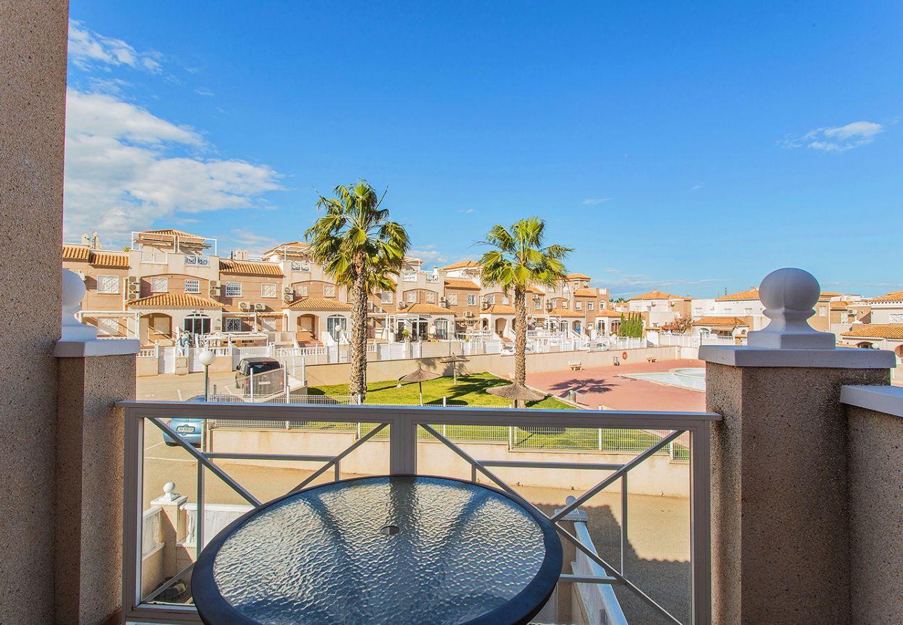 Apartment in Torrevieja - 025 Sunny Oasis Apartment - Alicante Holiday