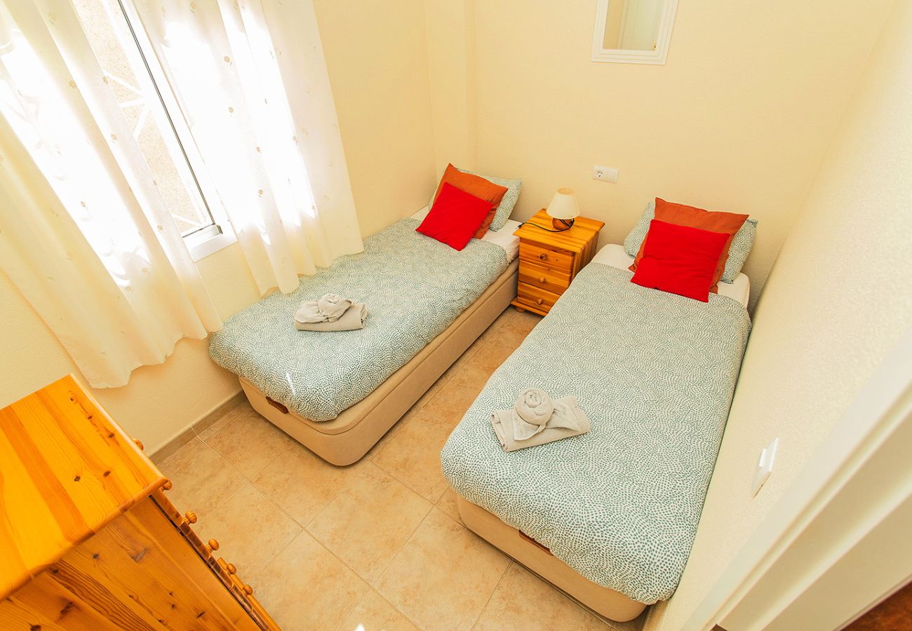 Apartment in Torrevieja - 025 Sunny Oasis Apartment - Alicante Holiday