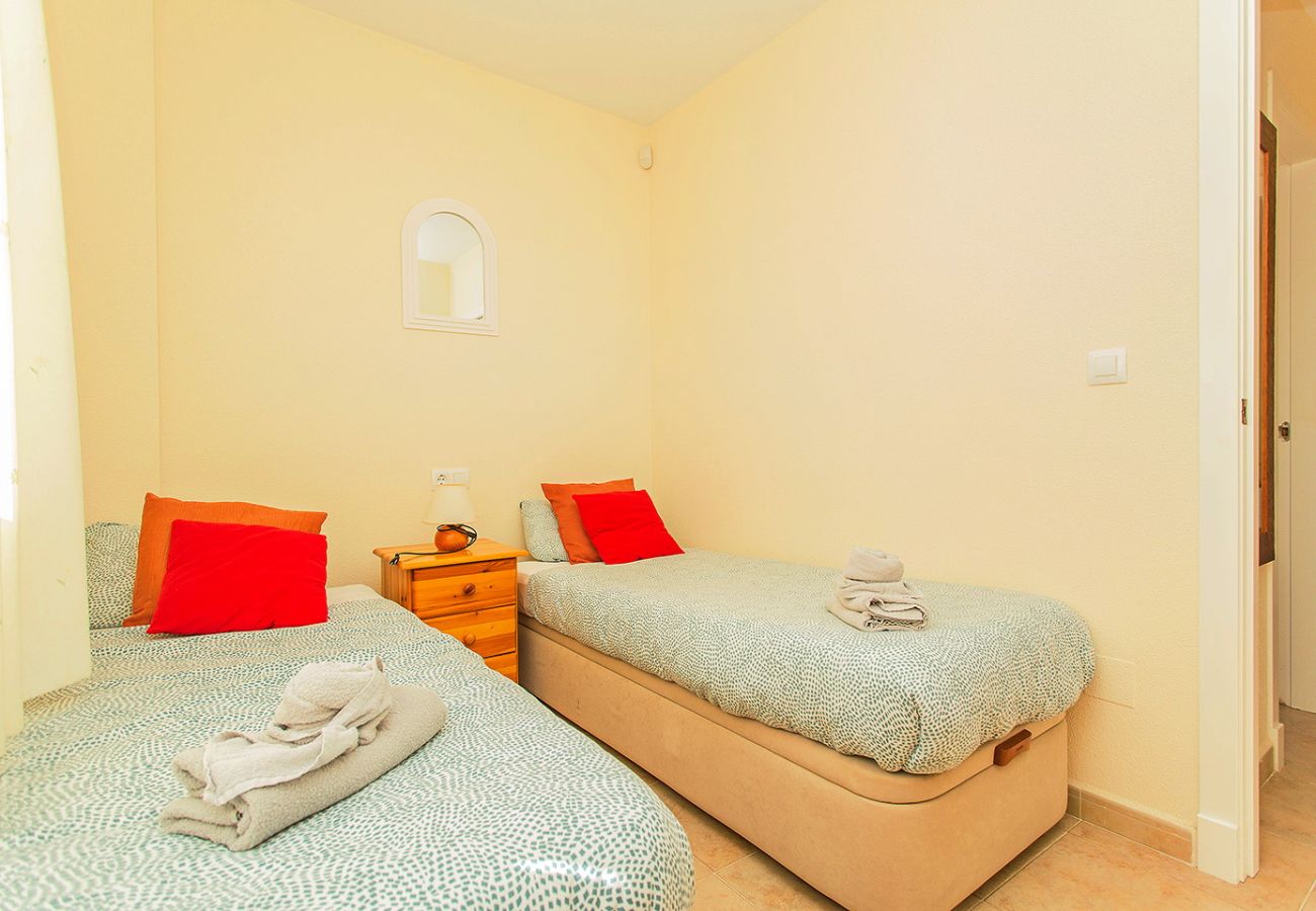 Apartment in Torrevieja - 025 Sunny Oasis Apartment - Alicante Holiday