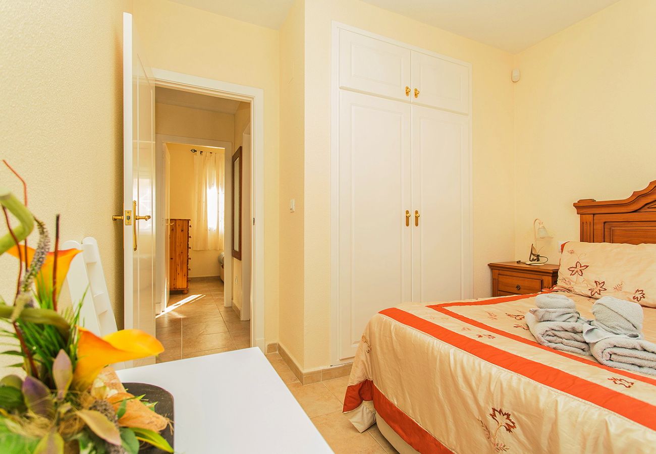 Apartment in Torrevieja - 025 Sunny Oasis Apartment - Alicante Holiday