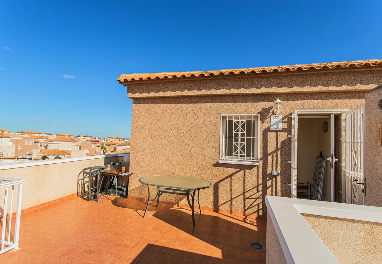 Apartment in Torrevieja - 025 Sunny Oasis Apartment - Alicante Holiday