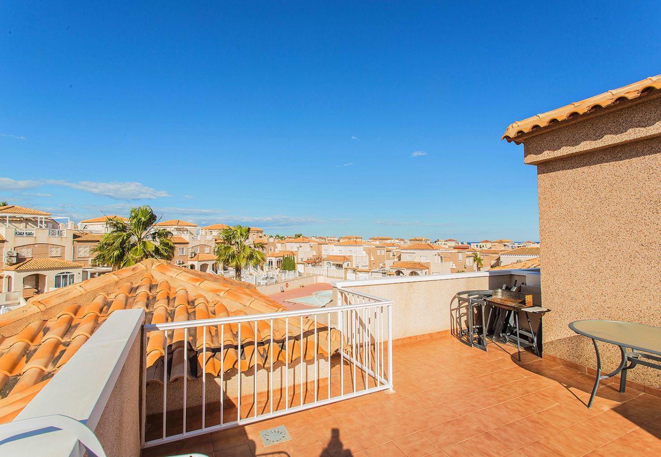 Apartment in Torrevieja - 025 Sunny Oasis Apartment - Alicante Holiday
