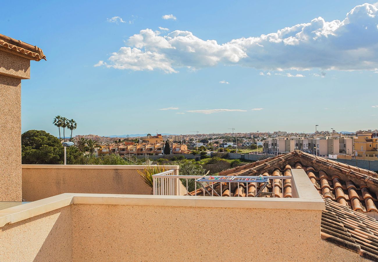 Apartment in Torrevieja - 025 Sunny Oasis Apartment - Alicante Holiday