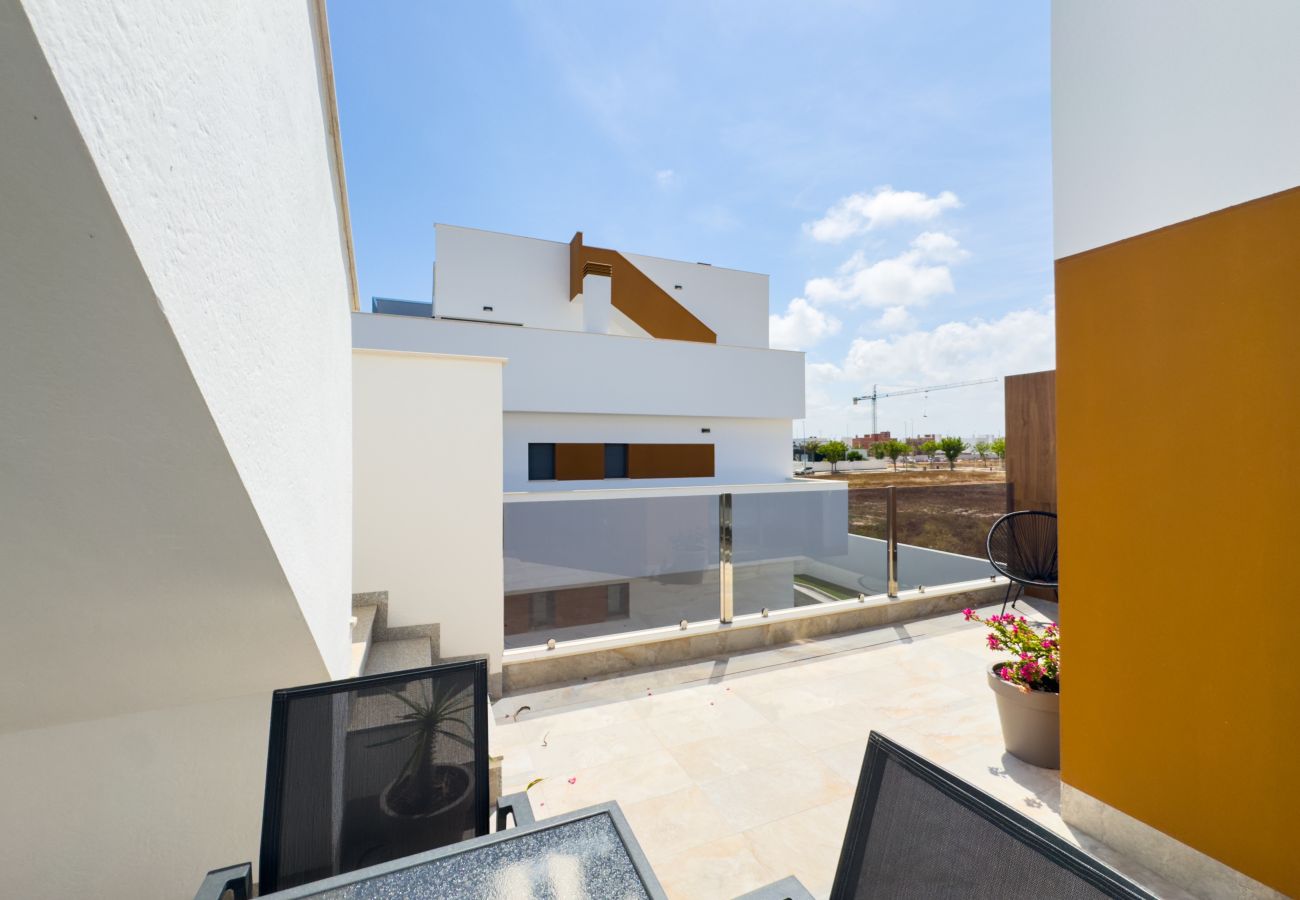 Apartment in Pilar de la Horadada - 202 Sunshine Haven - Alicante Holiday